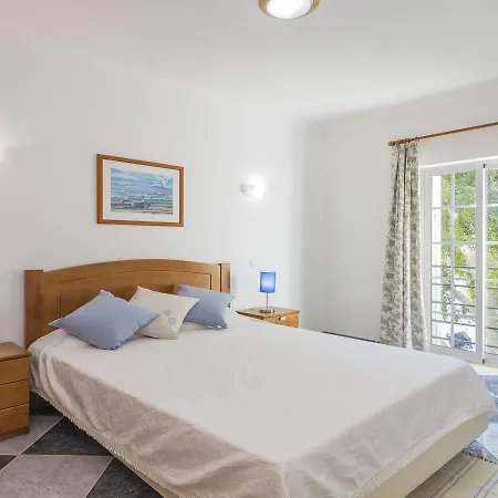 House Avenue فيلة بورتيماو